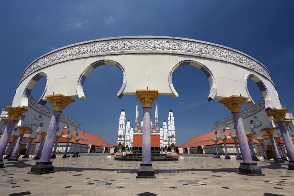 Spot On 2281 Omajo Hotel Semarang Luaran gambar