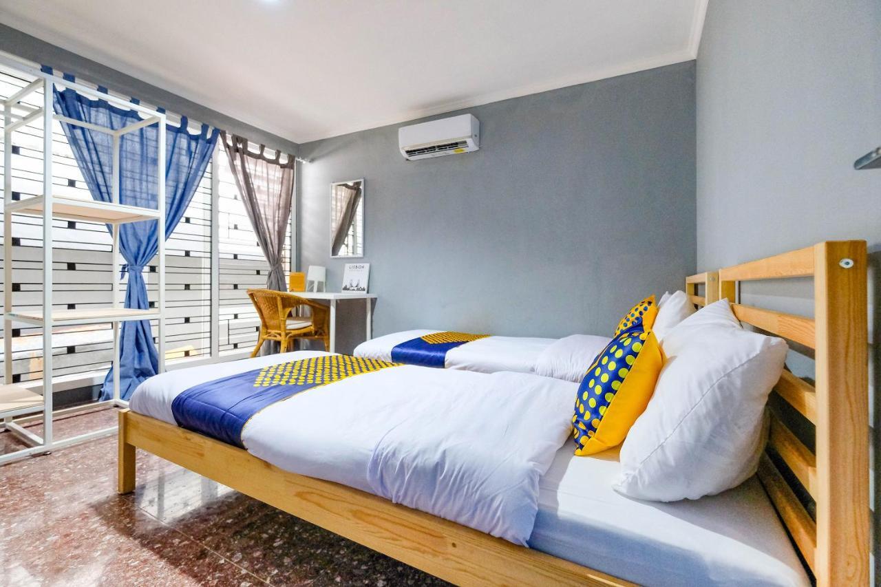 Spot On 2281 Omajo Hotel Semarang Luaran gambar